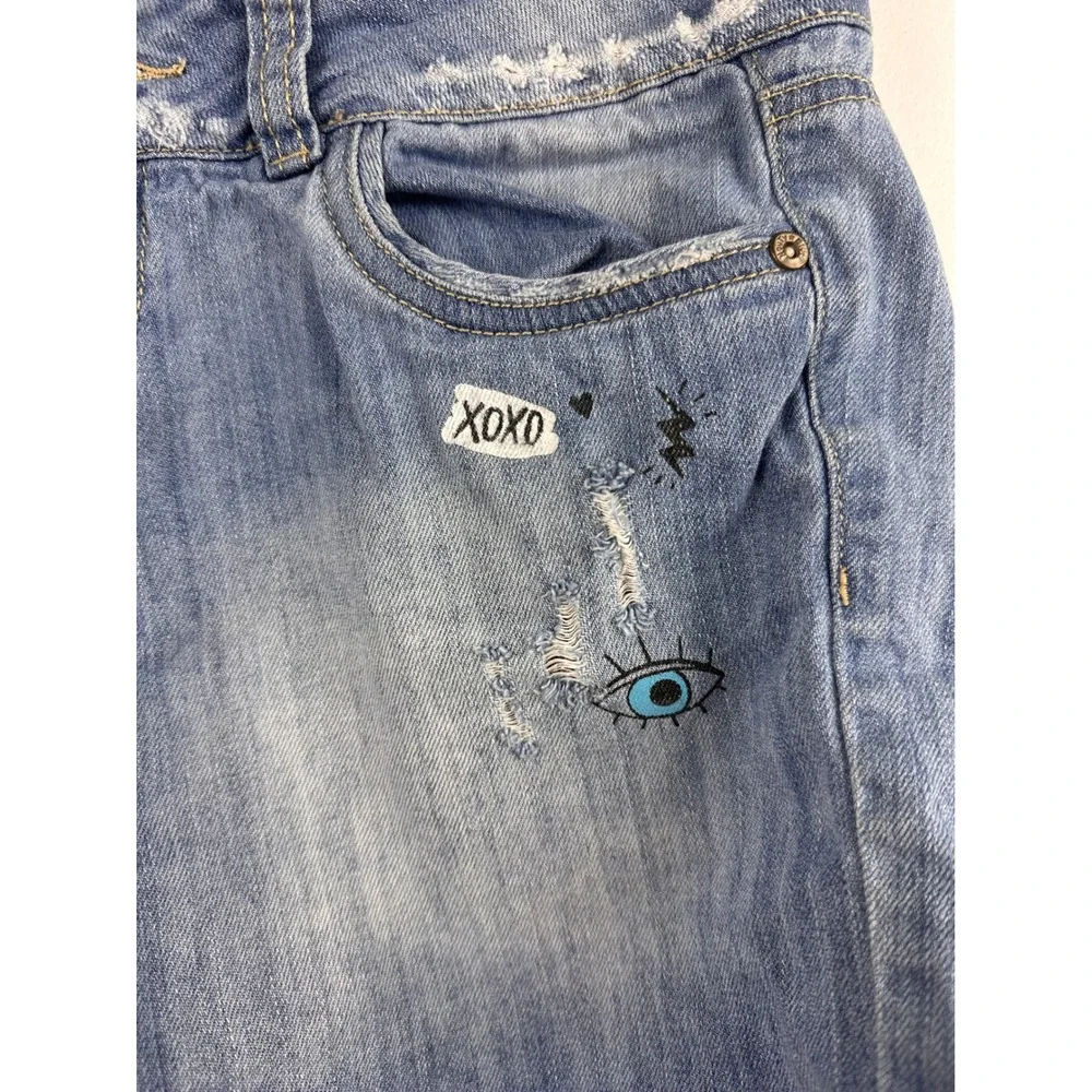Naughty Blue Denim Shorts Medium Distressed Graphic Light Wash‎ Juniors